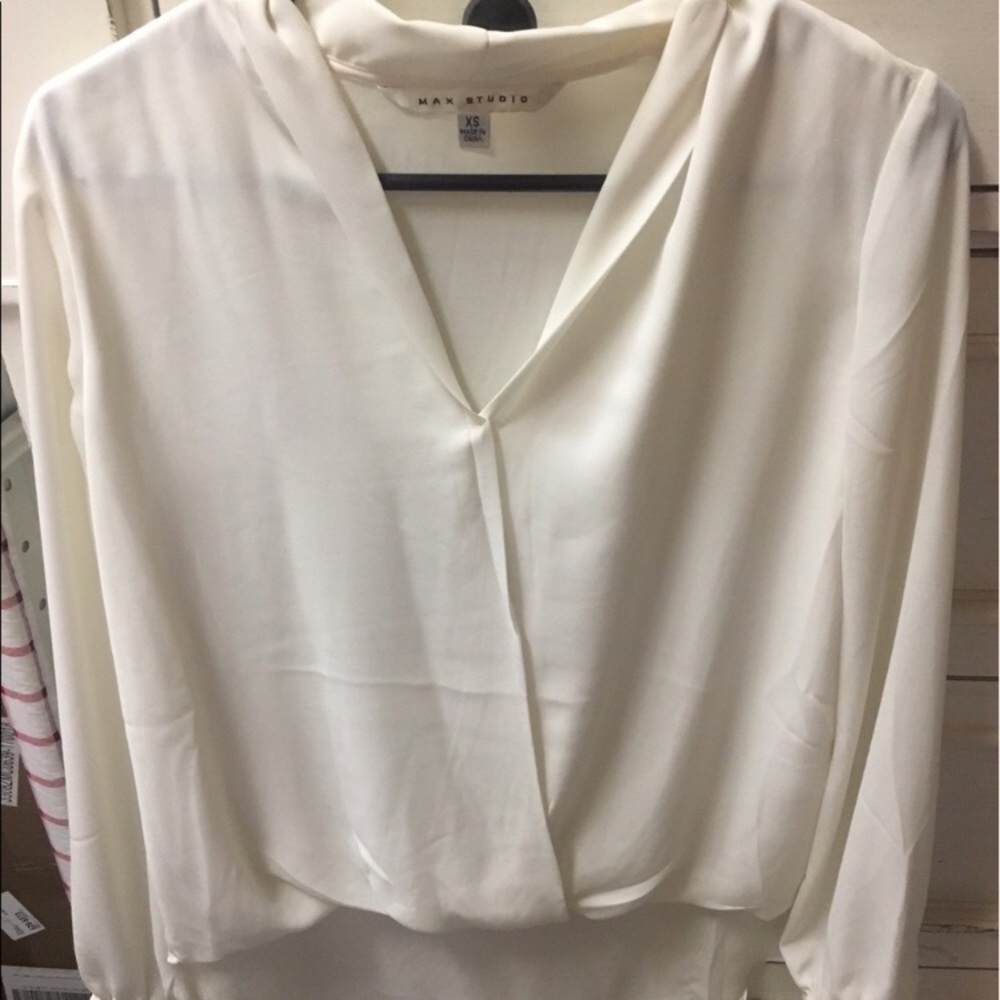 Max Studio Ivory/Off White Blouse